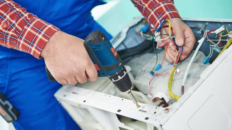 Demirci Hoover Hoover çamaşır makinesi kart tamiri – Su almama arızası orijinal parça ile giderildi. - Teknik servis örneği